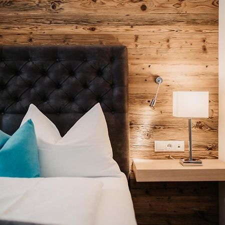 Hotel Happy פילצמוס מראה חיצוני תמונה